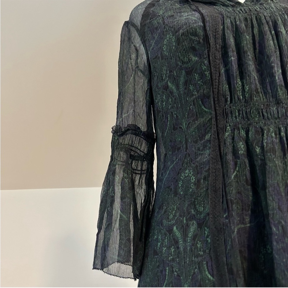 Elie Tahari Black and Green Silk Bell Sleeve Dress - Picture 12 of 13